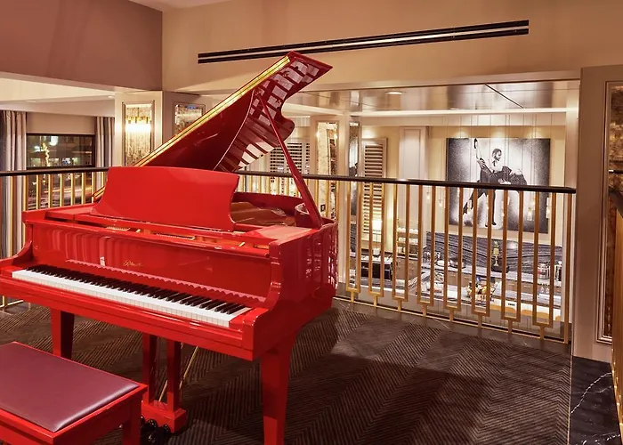 Staypineapple, An Elegant Hotel, Union Square