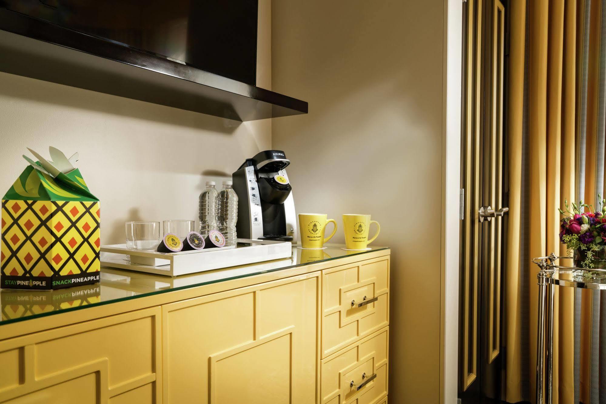 Staypineapple, An Elegant Hotel, Union Square Hotel
